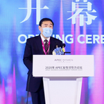 Zhang Shaogang (Vice Chairman of the China Council for the Promotion of International Trade)